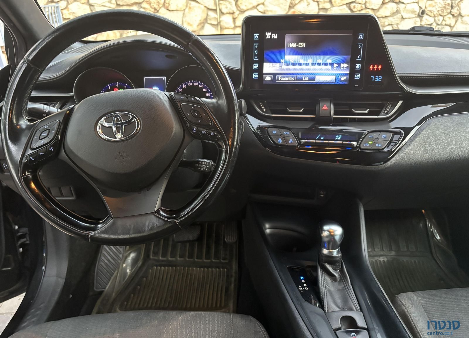 2018' Toyota C-HR טויוטה photo #5
