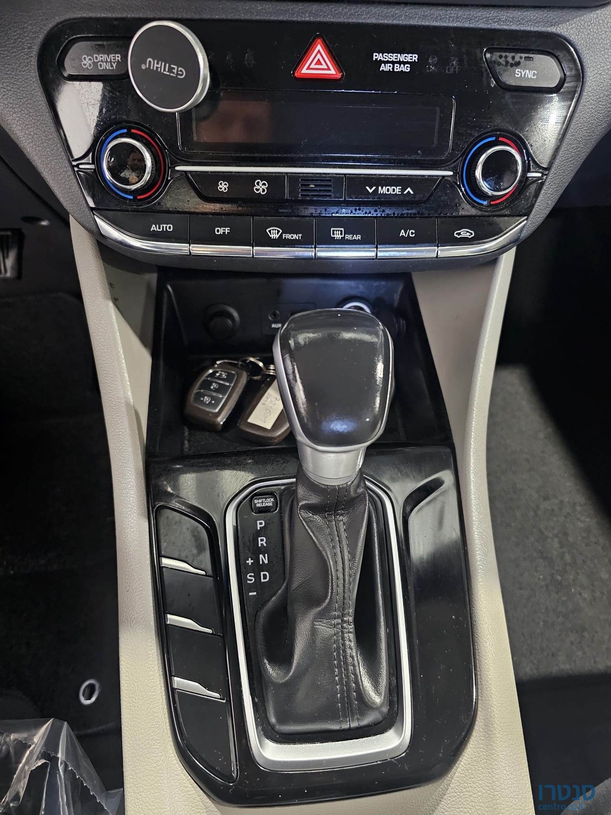 2018' Hyundai Ioniq photo #6