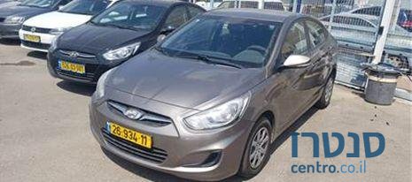 2013' Hyundai i25 i25 יונדאי photo #2