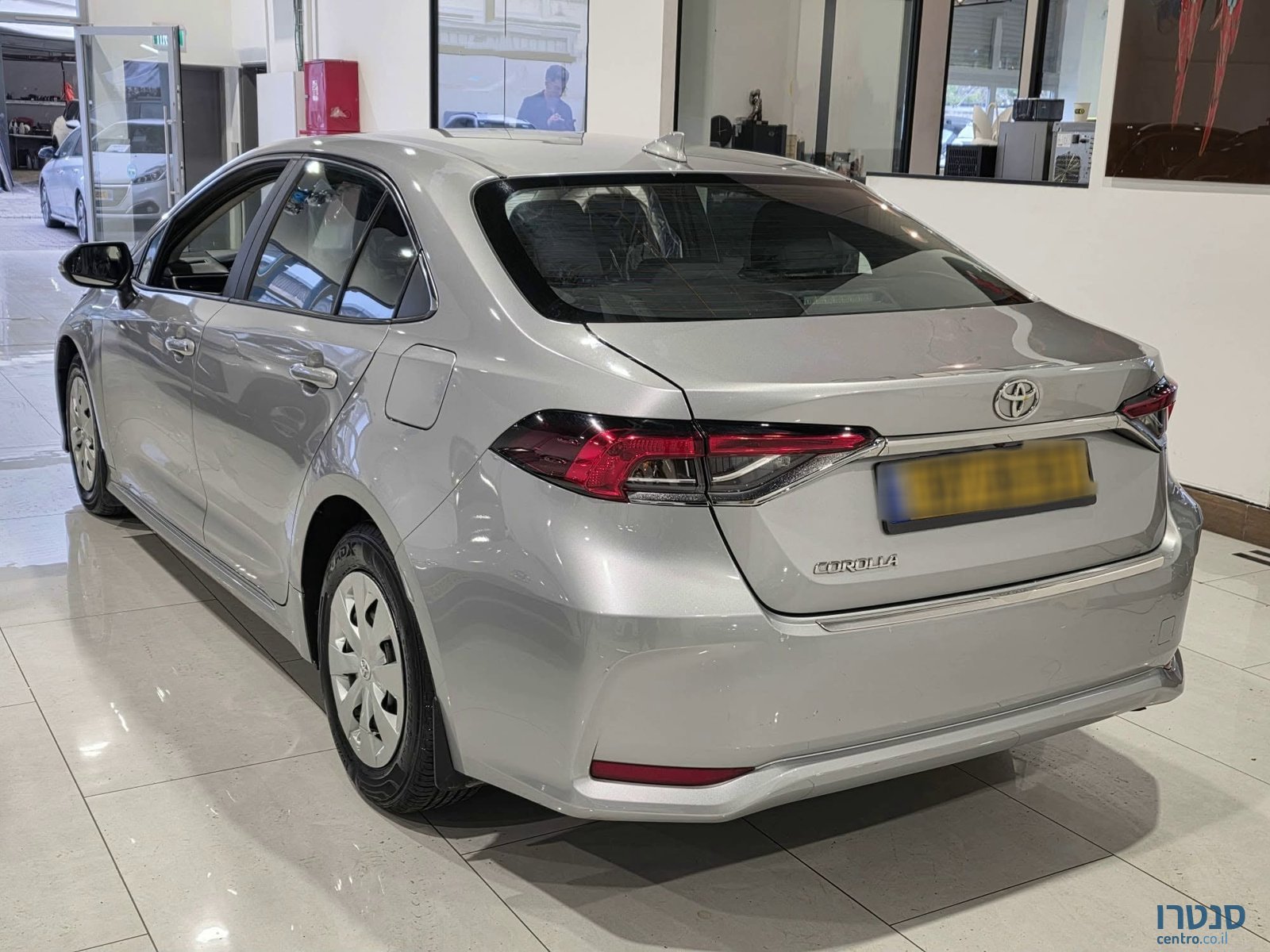 2023' Toyota Corolla photo #4