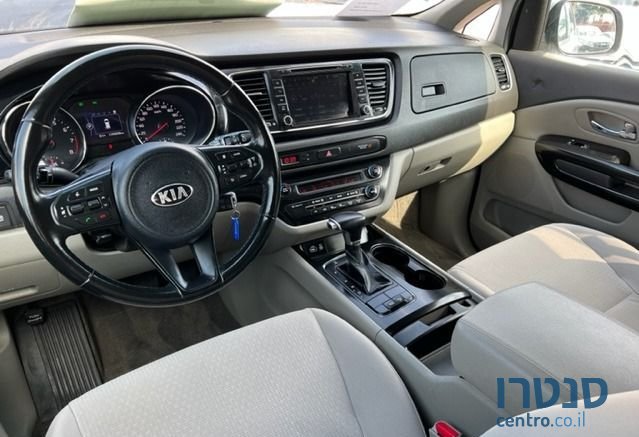 2018' Kia Carnival קיה קרניבל photo #4