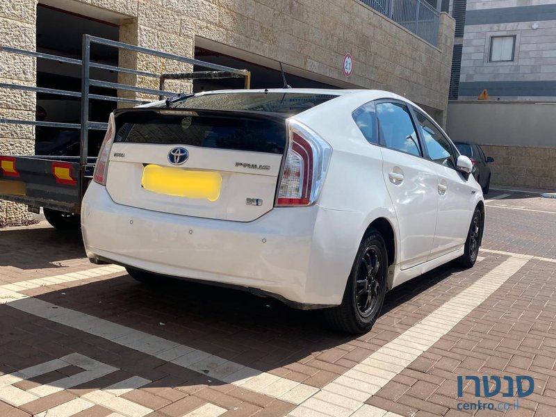 2013' Toyota Prius טויוטה פריוס photo #4