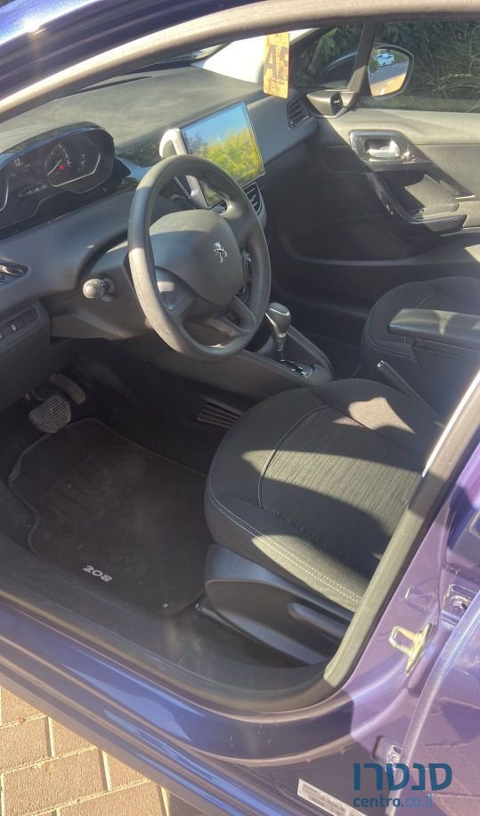2016' Peugeot 208 פיג'ו photo #1