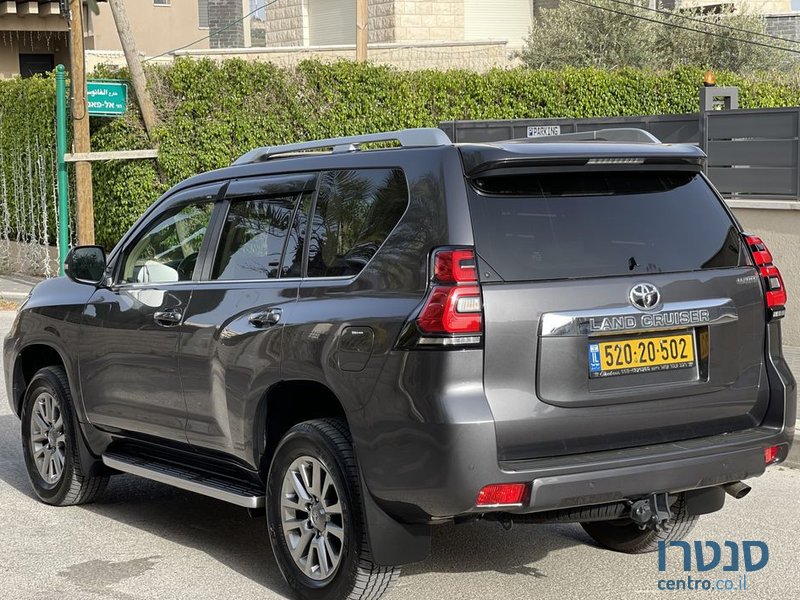 2021' Toyota Land Cruiser טויוטה לנד קרוזר photo #4