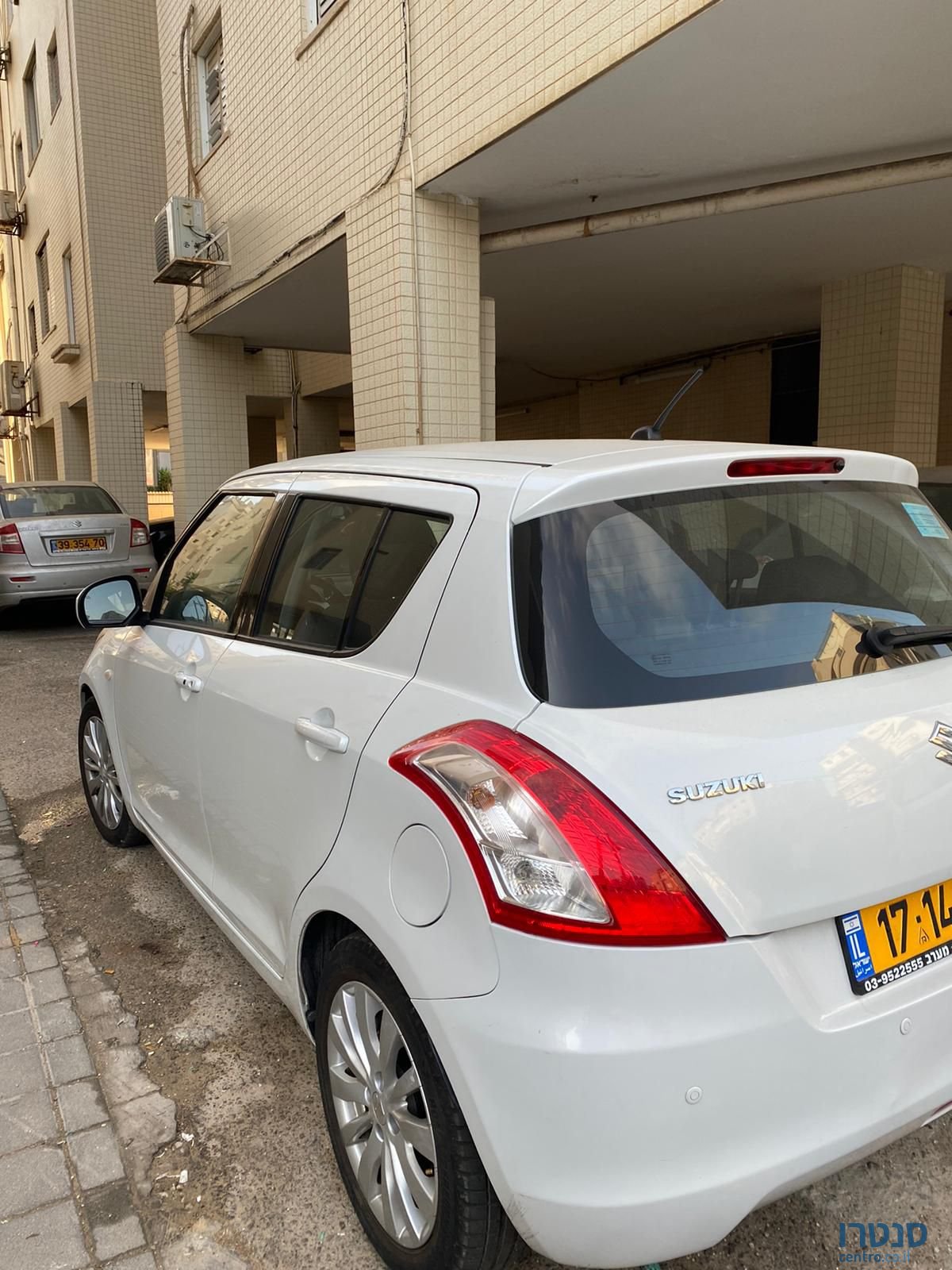2011' Suzuki Swift סוזוקי סוויפט photo #2