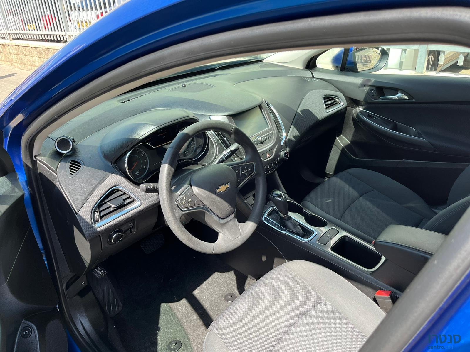 2016' Chevrolet Cruze photo #3