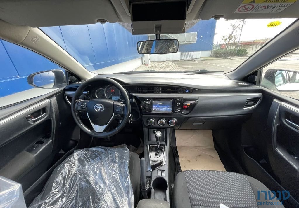 2015' Toyota Corolla טויוטה קורולה photo #5