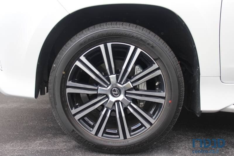 2020' Lexus LX 470 photo #3