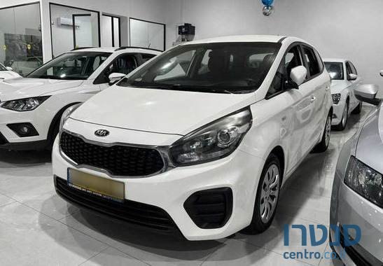 2019' Kia Carens photo #1
