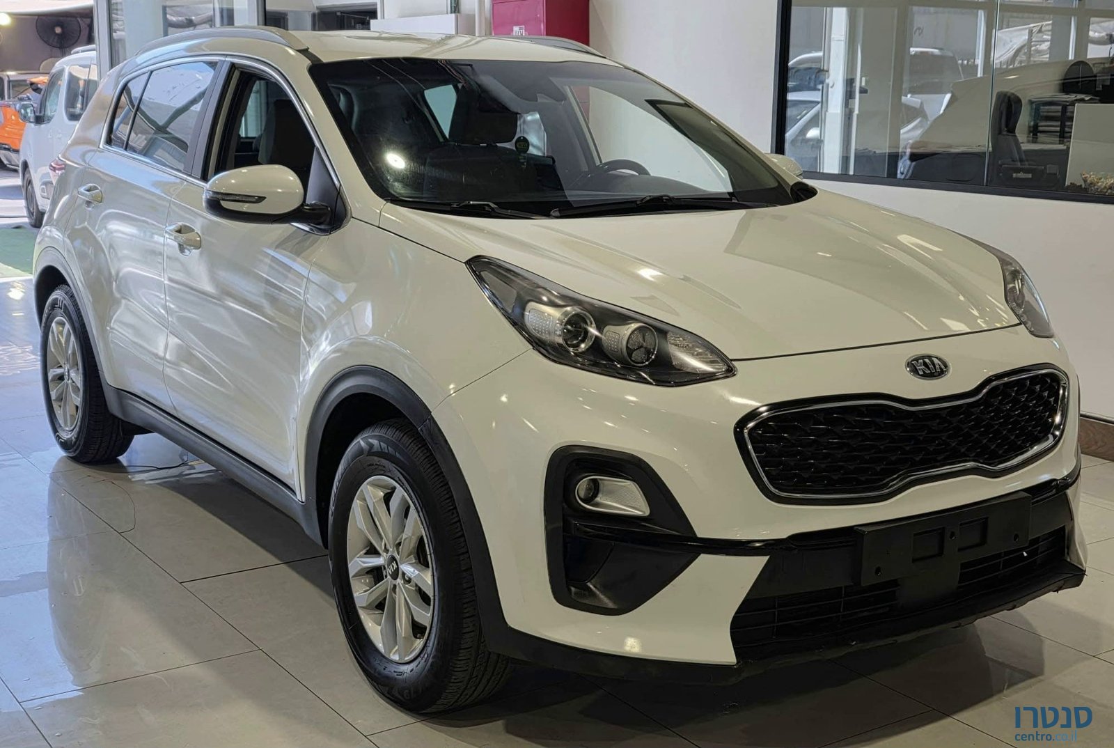 2021' Kia Sportage photo #2