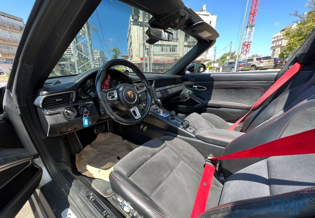 2018' Porsche 911 פורשה 911 טארגה photo #4