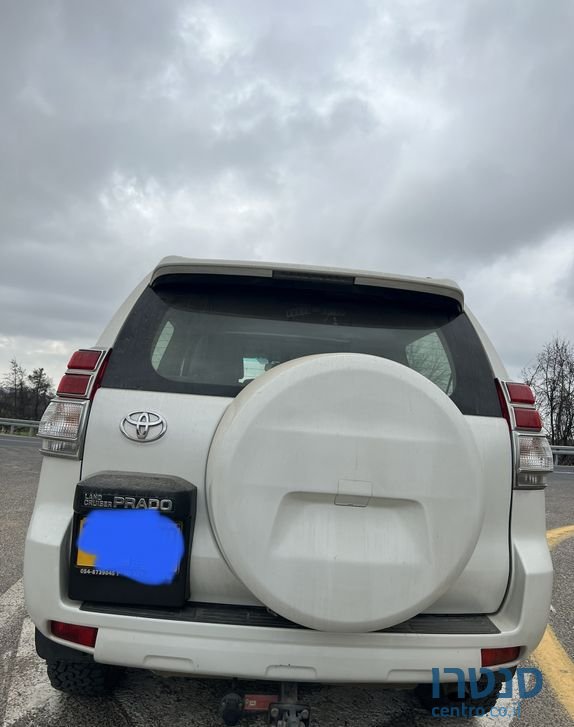 2010' Toyota Land Cruiser טויוטה לנד קרוזר photo #4