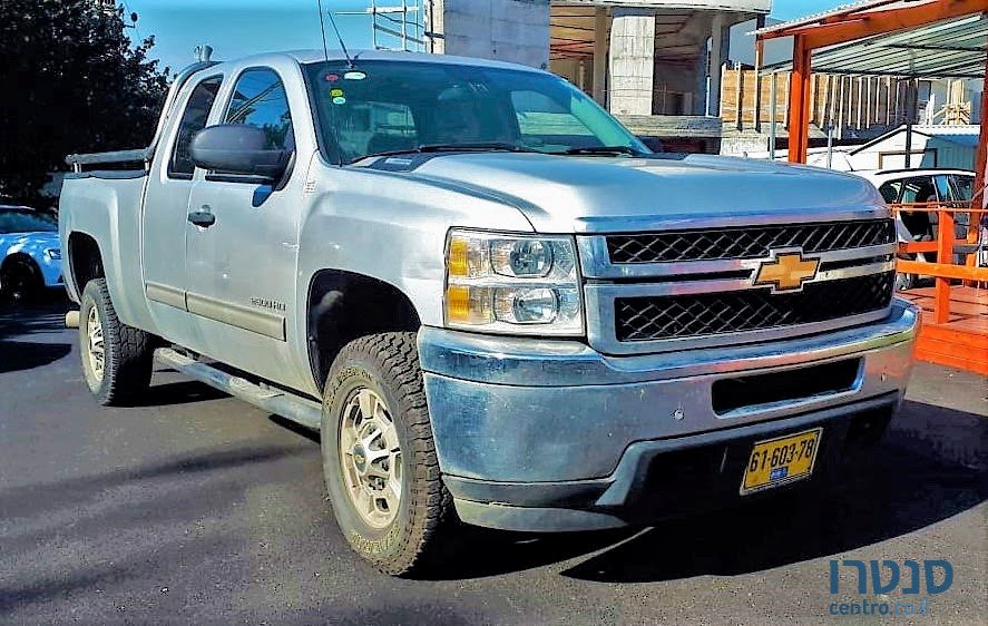 2012' Chevrolet Silverado photo #2