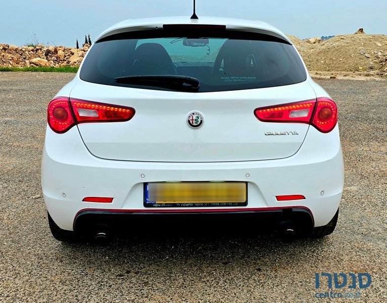 2016' Alfa Romeo Giulietta אלפא רומיאו ג'ולייטה photo #6