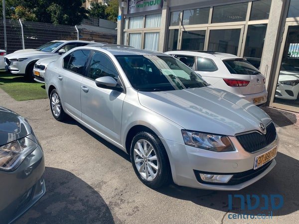 2017' Skoda Octavia photo #1