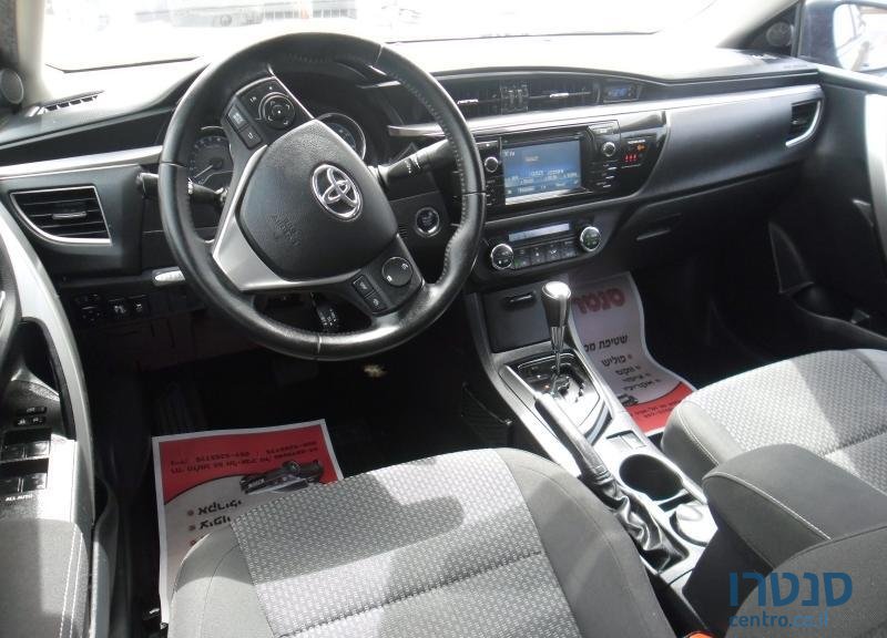 2014' Toyota Corolla photo #3