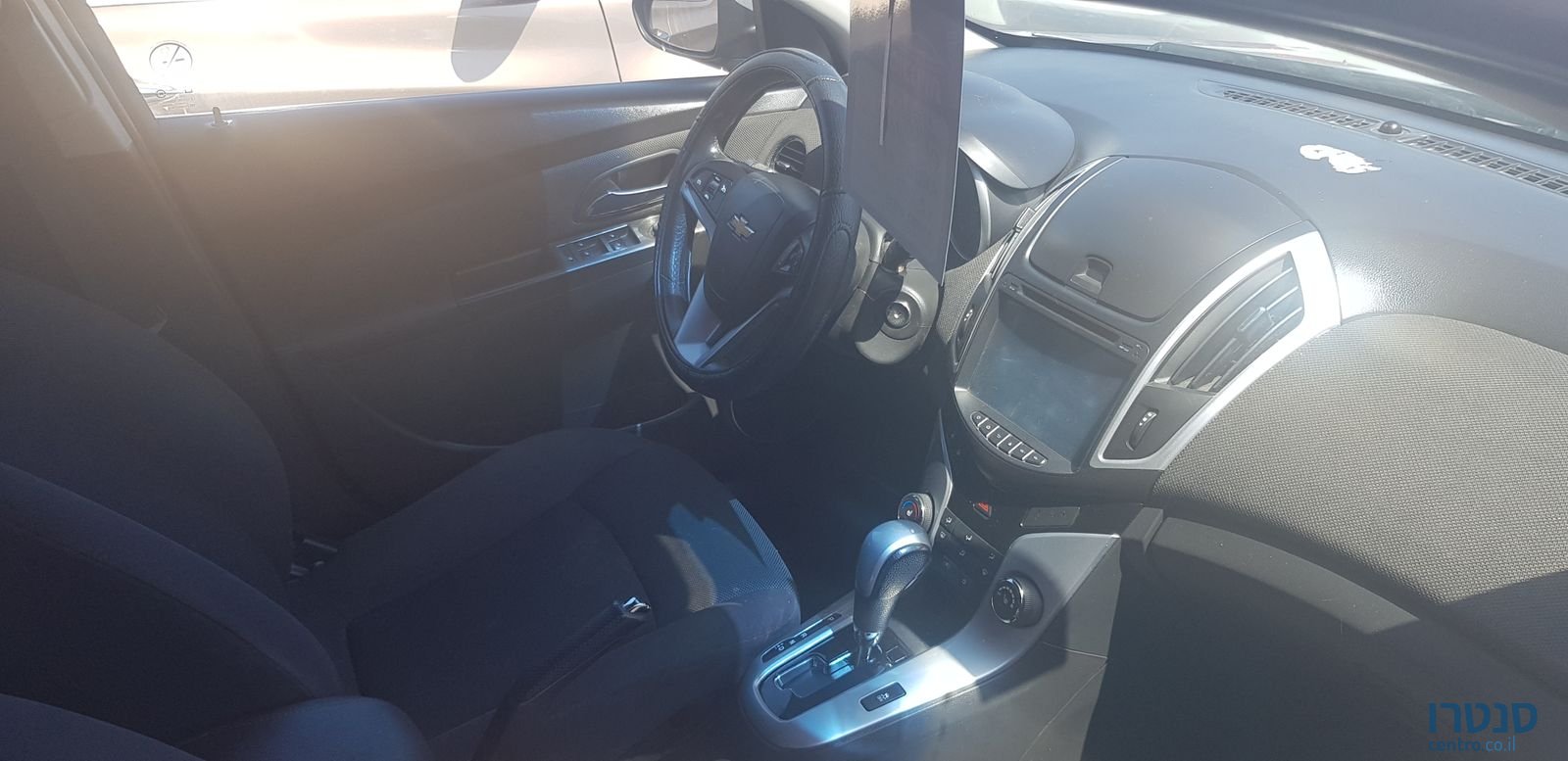 2015' Chevrolet Cruze photo #3