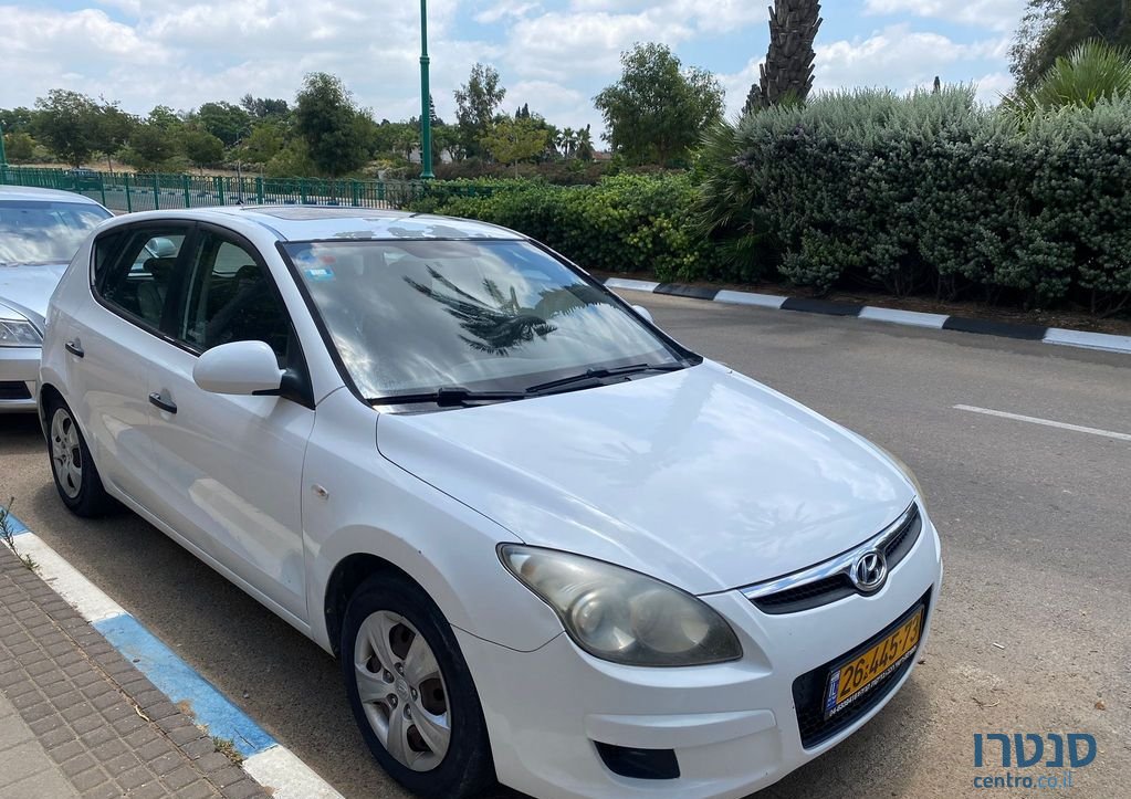 2010' Hyundai i30 יונדאי photo #1