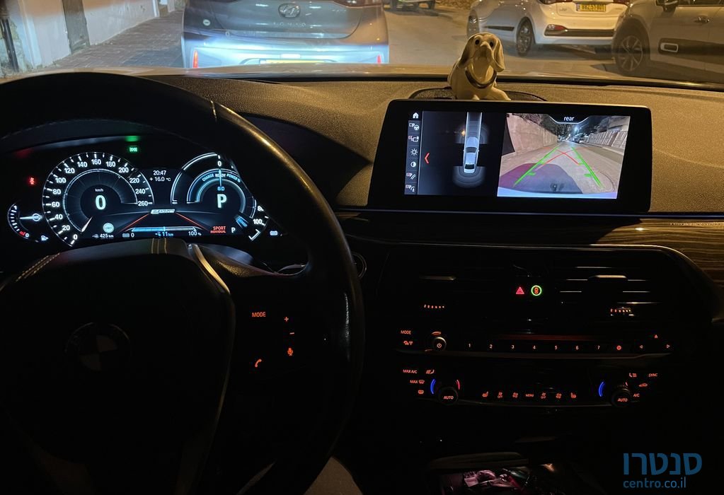 2018' BMW 5 Series ב.מ.וו סדרה 5 photo #4