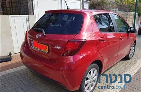 2016' Toyota Yaris טויוטה יאריס photo #3