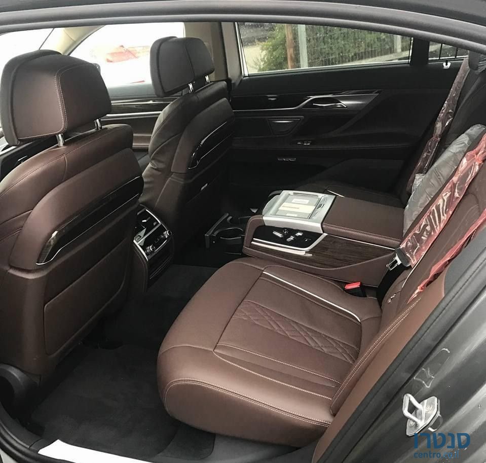2017' BMW 7 Series ב.מ.וו סדרה 7 photo #4