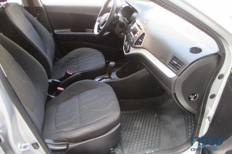 2011' Kia Picanto photo #4