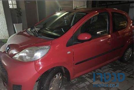 2010' Peugeot 107 פיג'ו photo #1