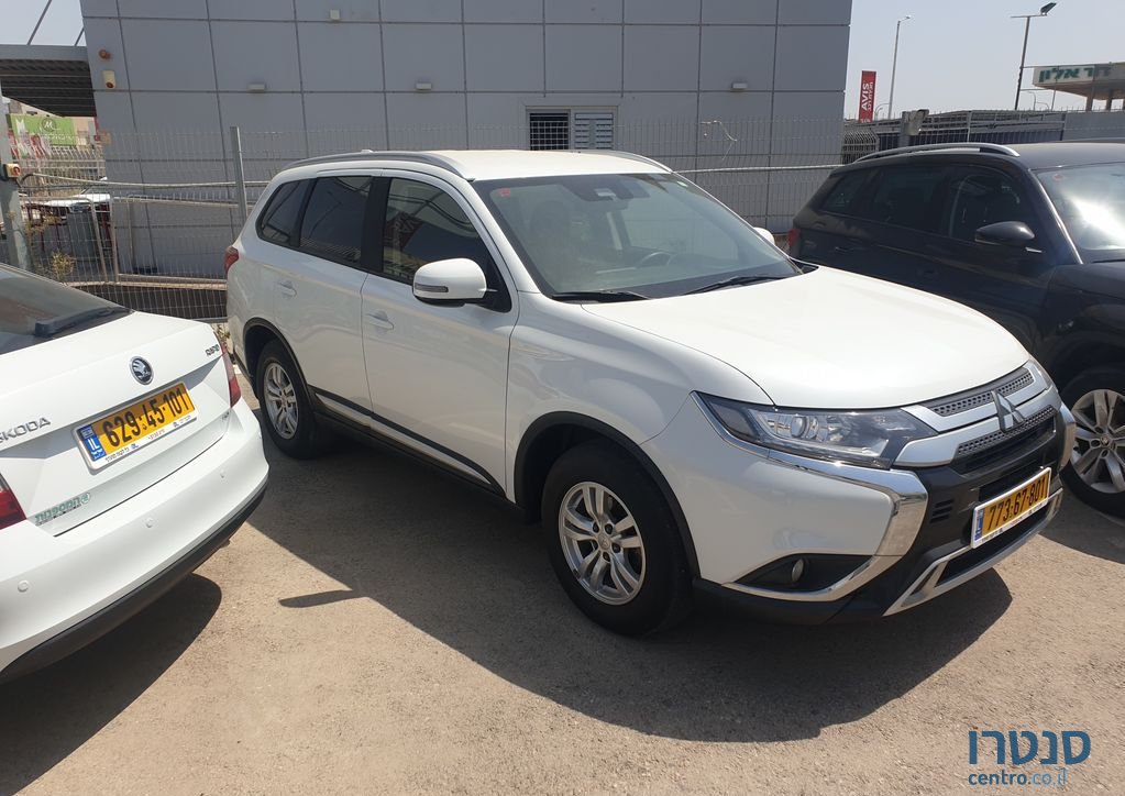 2019' Mitsubishi Outlander מיצובישי אאוטלנדר photo #3