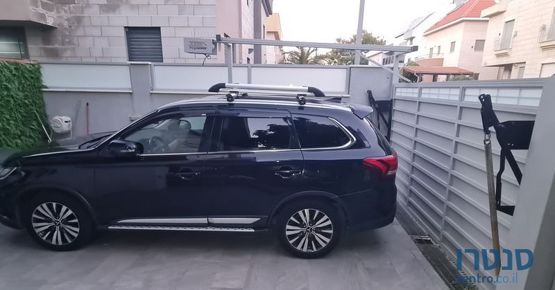 2019' Mitsubishi Outlander מיצובישי אאוטלנדר photo #2