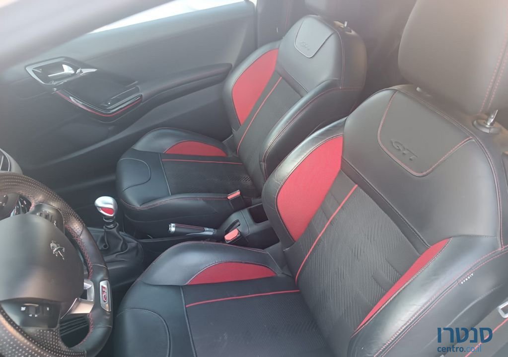 2018' Peugeot 208 Gti פיג'ו photo #6