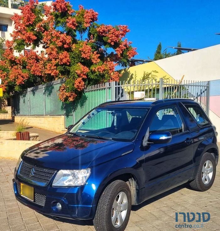 2010' Suzuki Grand Vitara סוזוקי גרנד ויטרה photo #2