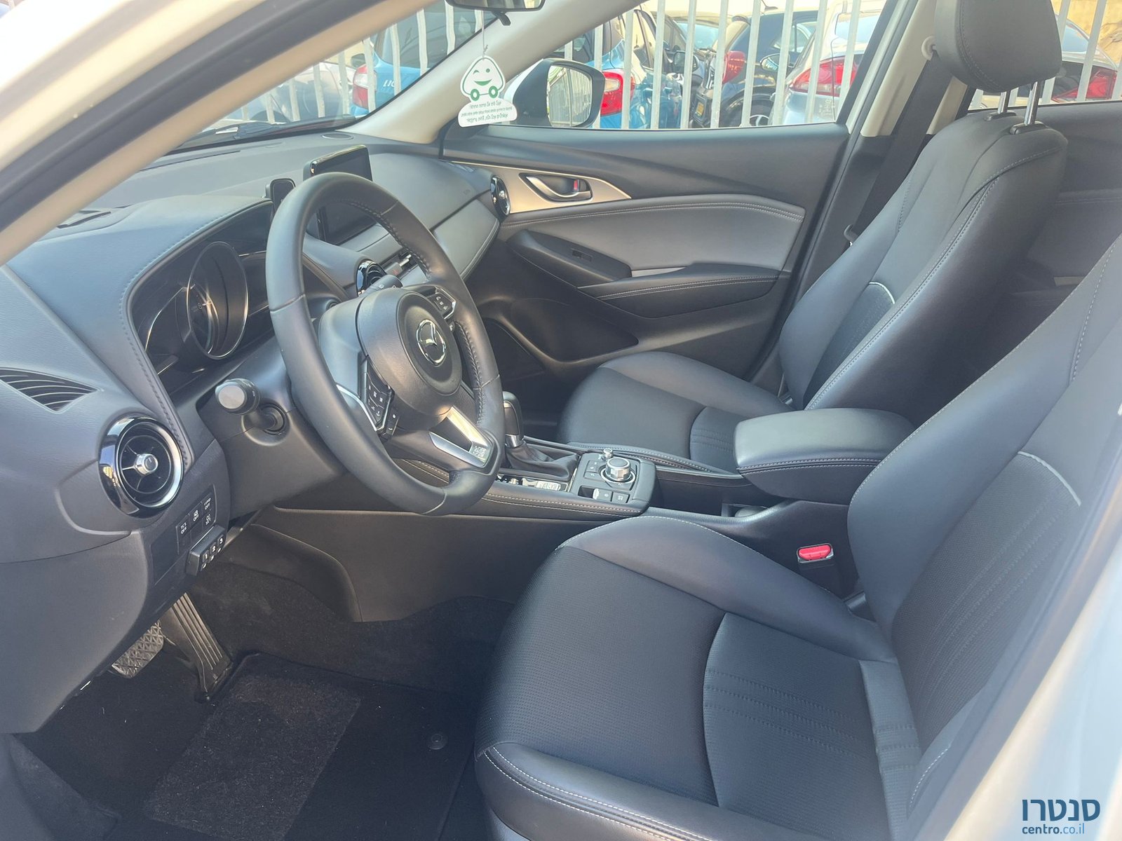 2022' Mazda CX-3 photo #2