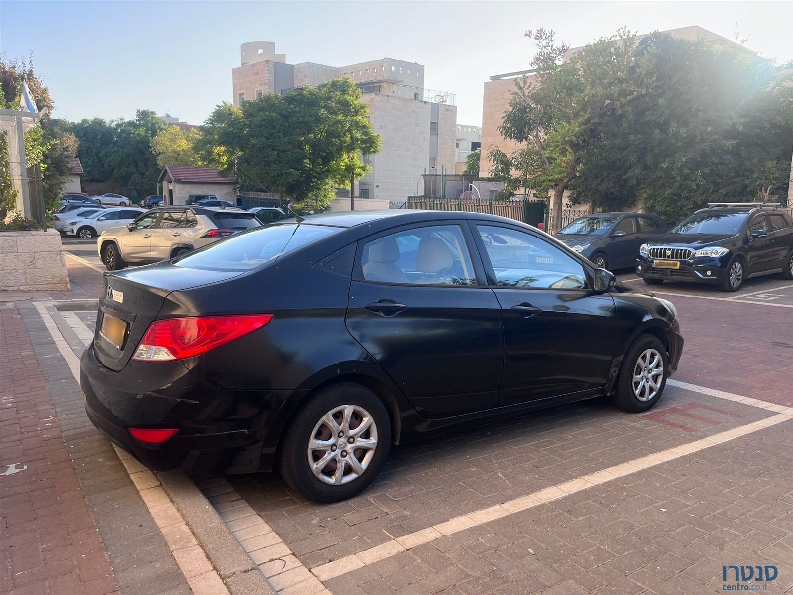 2013' Hyundai i25 יונדאי photo #2