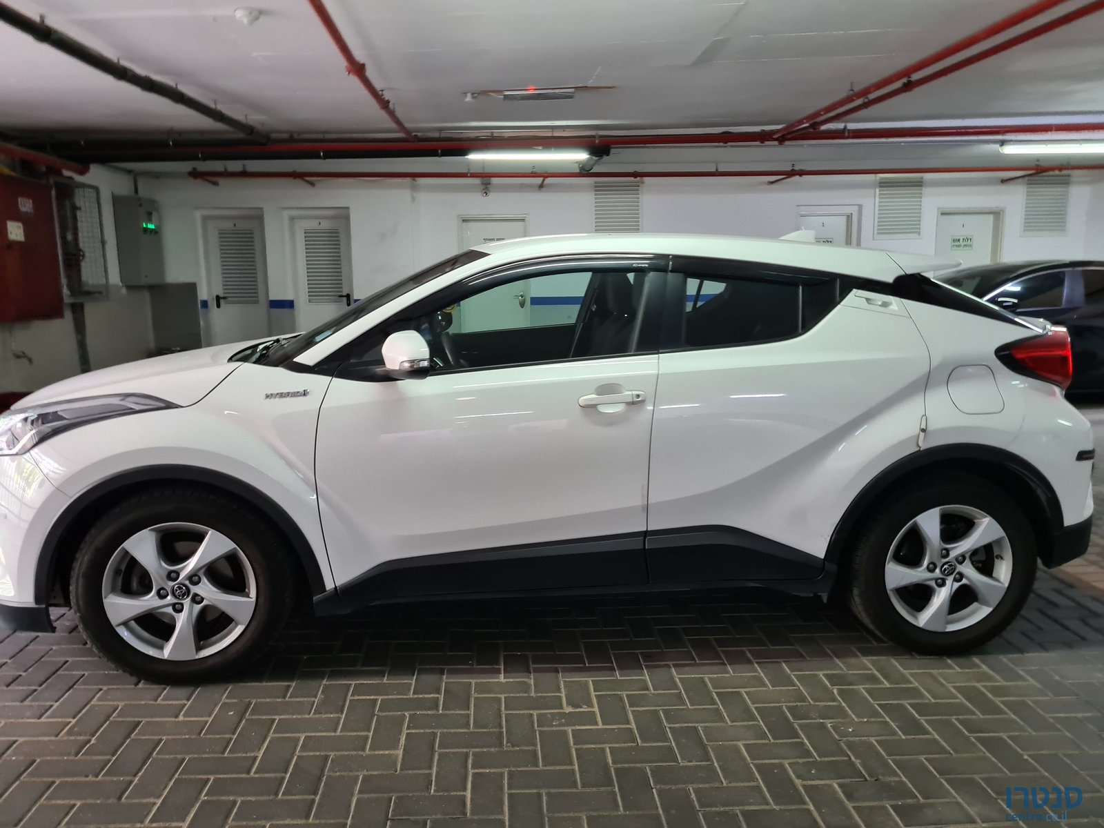 2018' Toyota C-Hr טויוטה photo #4