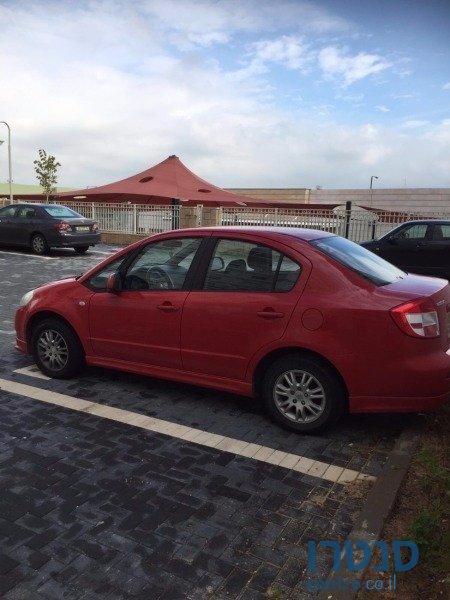 2009' Suzuki SX4 photo #3