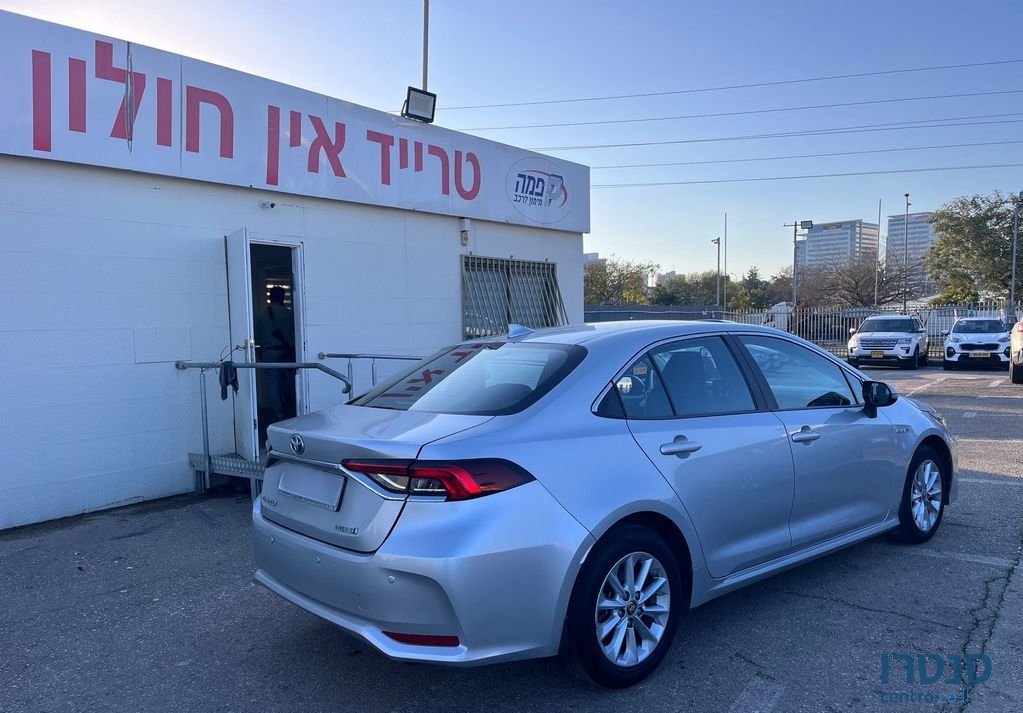 2020' Toyota Corolla טויוטה קורולה photo #3