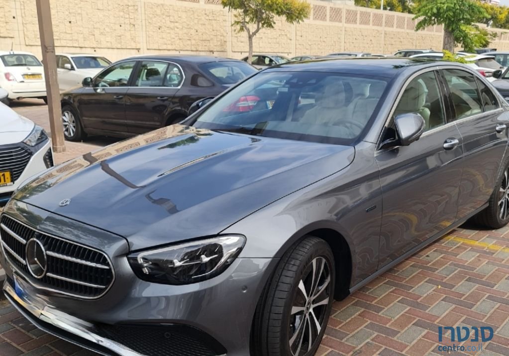 2021' Mercedes-Benz E-Class מרצדס photo #1