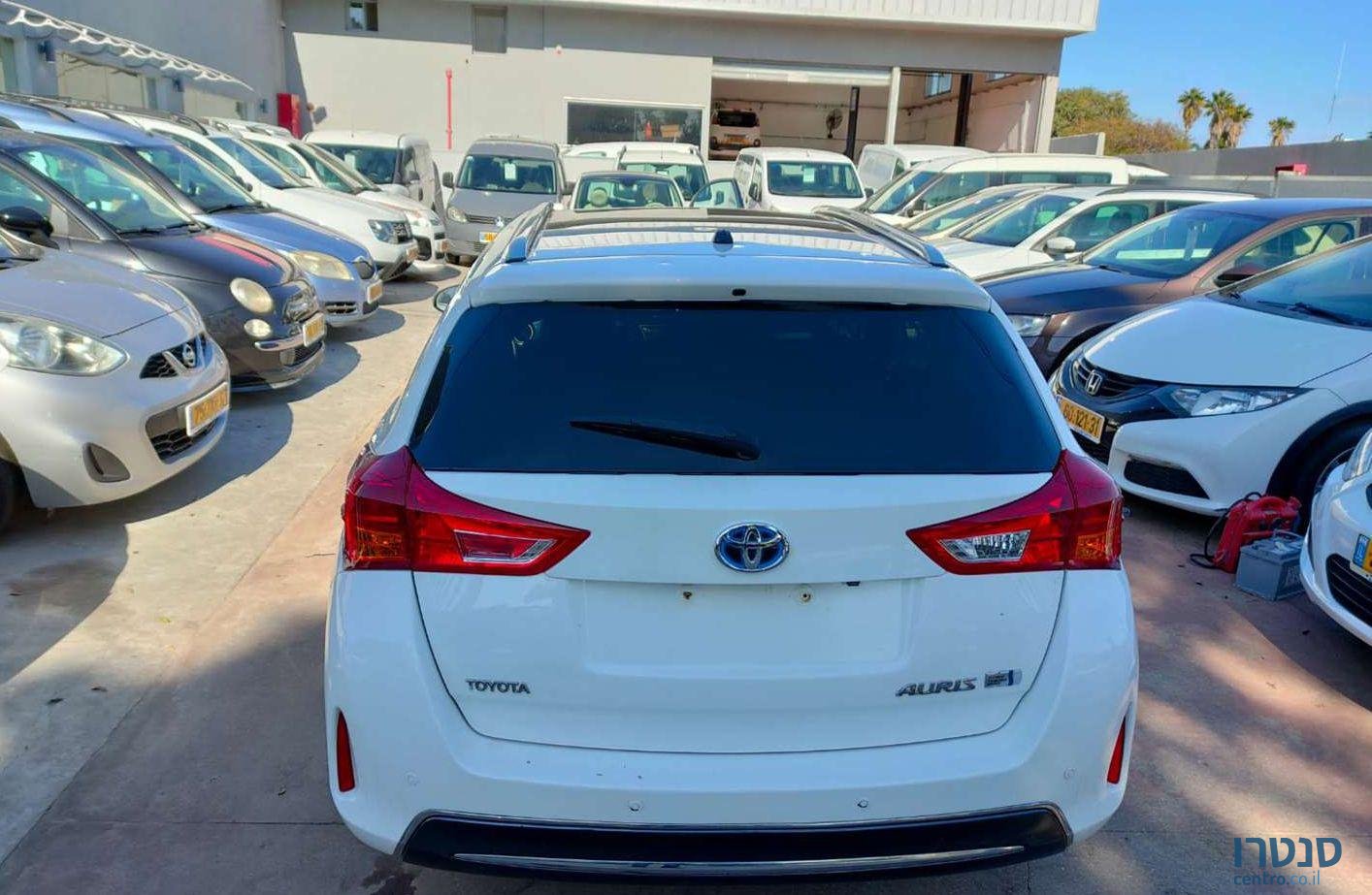 2014' Toyota Auris טויוטה אוריס photo #4