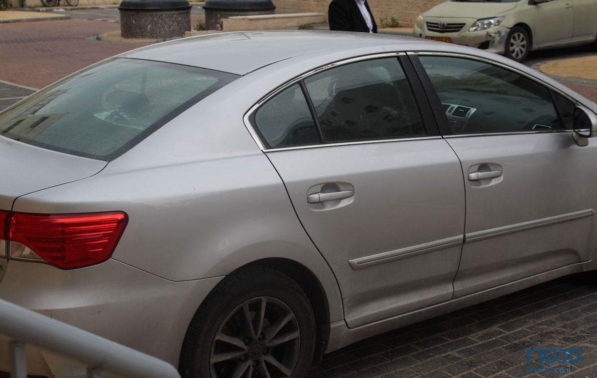 2013' Toyota Avensis טויוטה אוונסיס photo #3