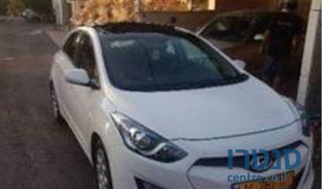 2013' Hyundai I30 יונדאי photo #2
