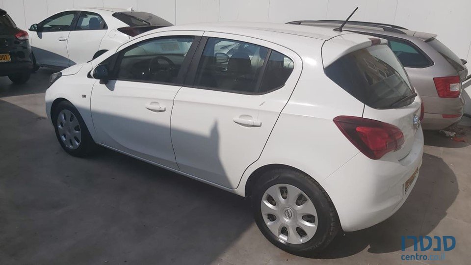 2017' Opel Corsa photo #2