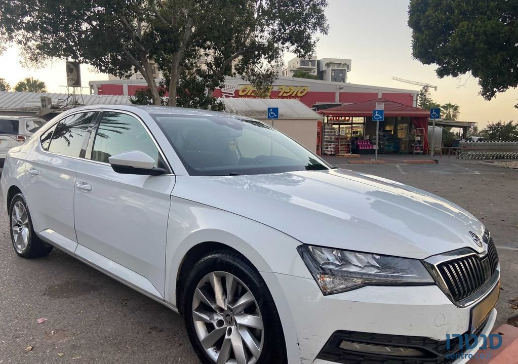 2021' Skoda Superb סקודה סופרב photo #2