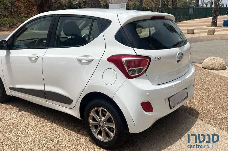 2017' Hyundai i10 יונדאי photo #5