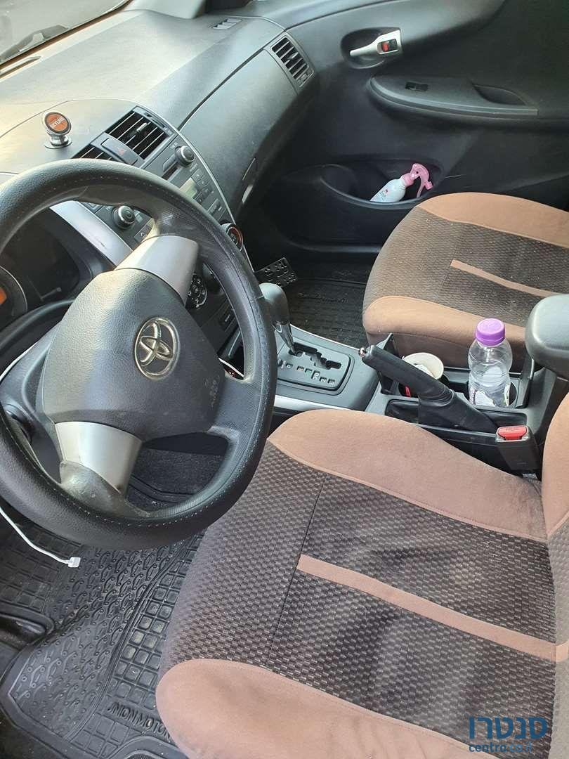 2011' Toyota Corolla טויוטה קורולה photo #1