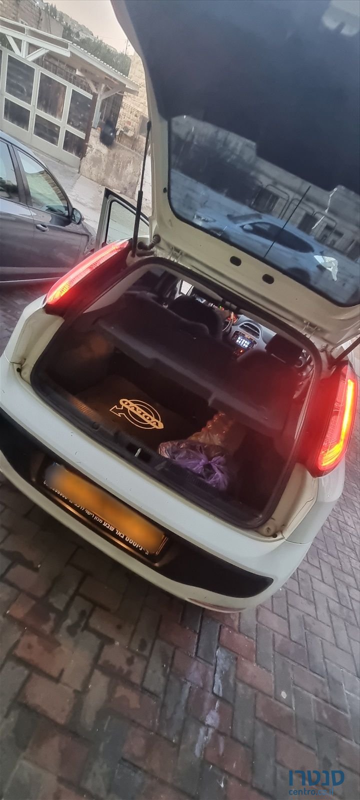 2011' Fiat Punto פיאט פונטו photo #5