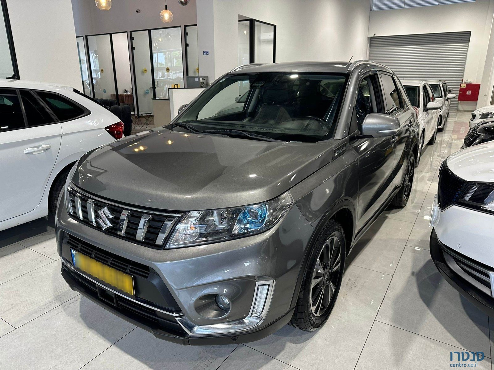 2021' Suzuki Vitara photo #1