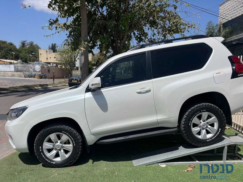 2019' Toyota Land Cruiser טויוטה לנד קרוזר photo #2