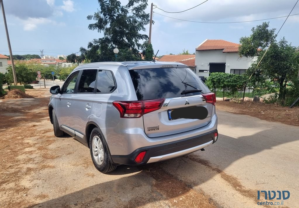 2016' Mitsubishi Outlander מיצובישי אאוטלנדר photo #3