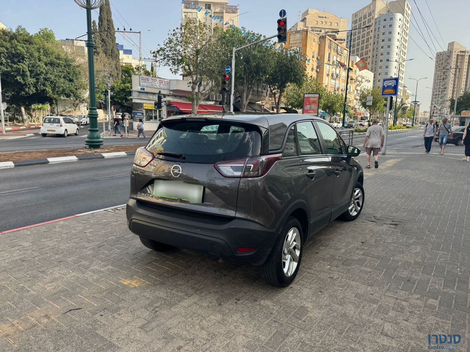 2020' Opel Crossland photo #6