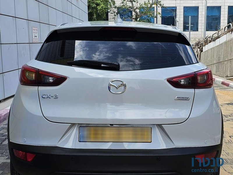 2024' Mazda CX-3 photo #2